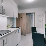 Bekeapartmanhaz Lejlighed *